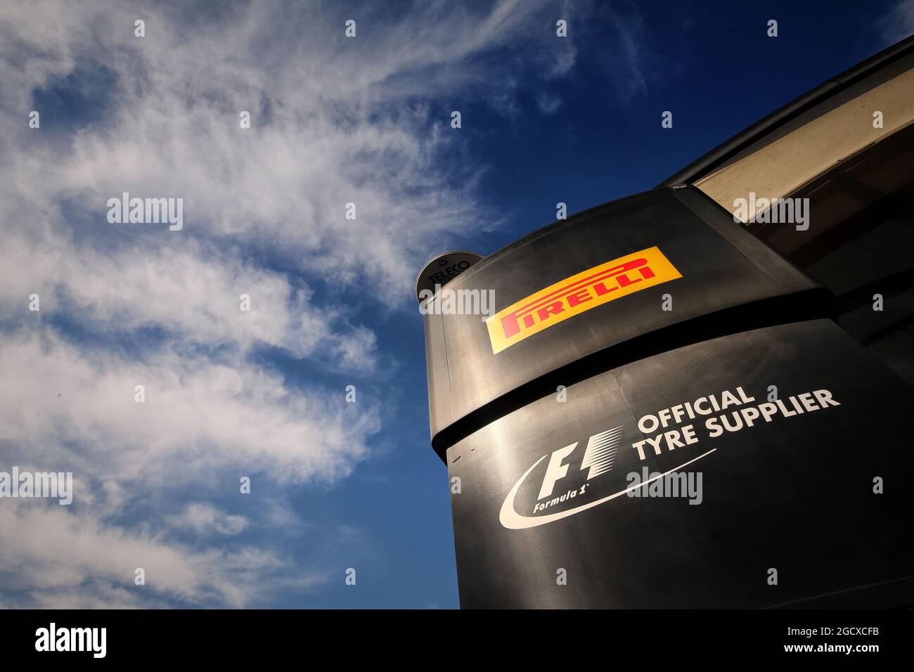 Pirelli motorhome. Test de Formule 1, jour 4, jeudi 2 mars 2017. Barcelone, Espagne. Banque D'Images