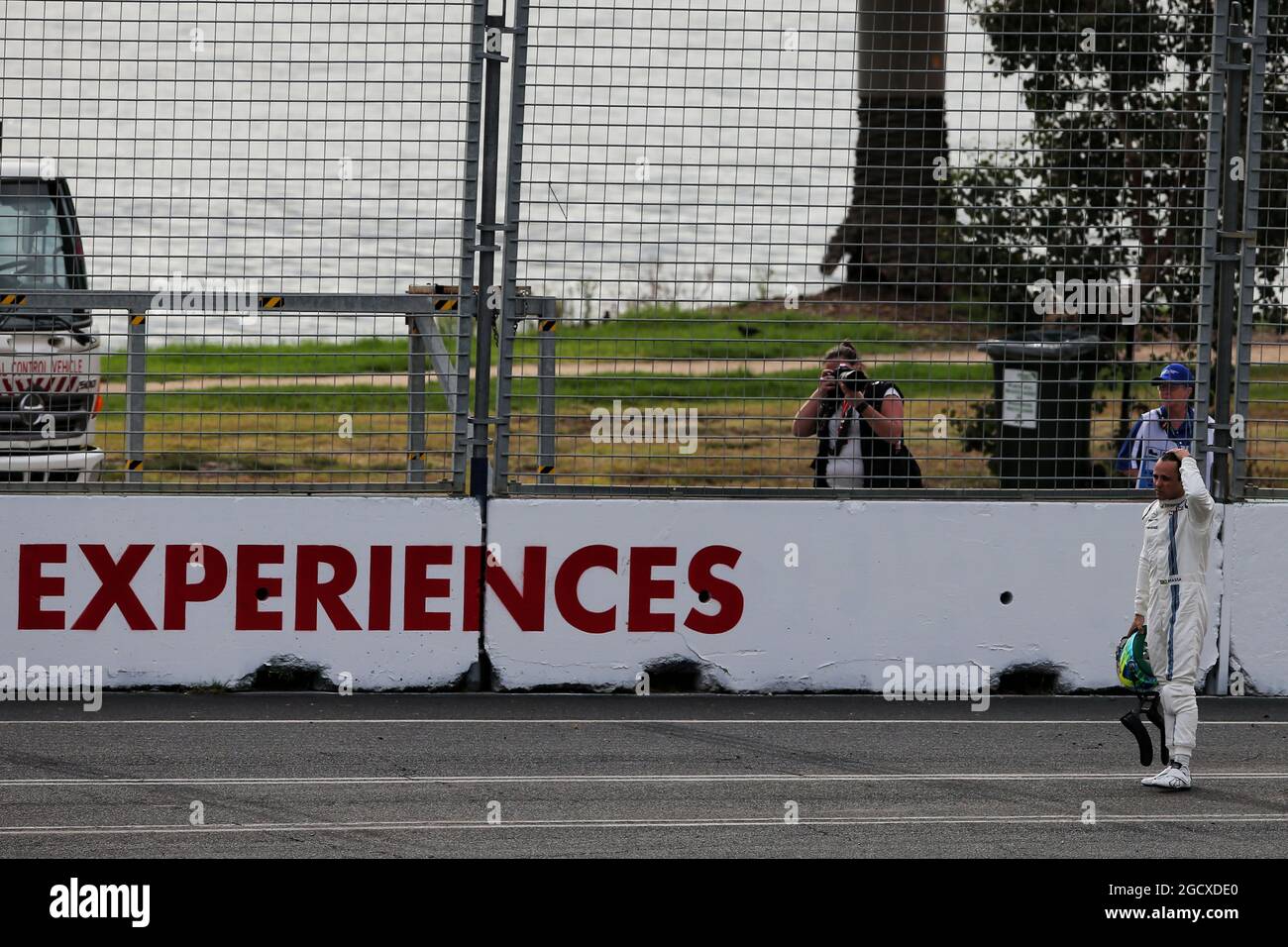 Felipe Massa (BRA) Williams s'est arrêté dans la deuxième session de pratique. Grand Prix d'Australie, vendredi 24 mars 2017. Albert Park, Melbourne, Australie. Banque D'Images