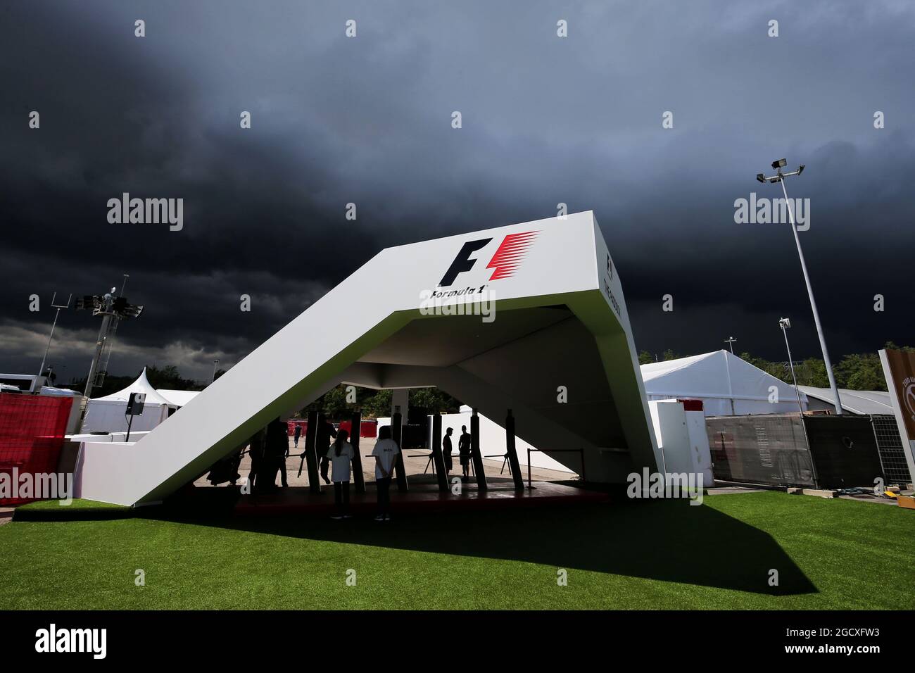 Entrée de F1 Paddock. Grand Prix d'Espagne, jeudi 11 mai 2017. Barcelone, Espagne. Banque D'Images