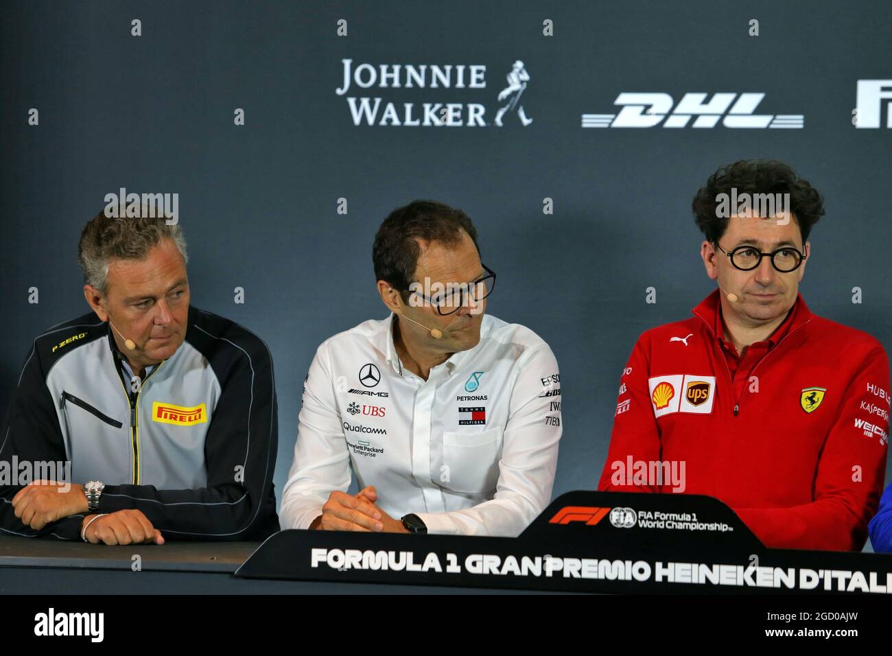 Conférence de presse de la FIA (de gauche à droite) : Mario Isola (ITA) Directeur de course Pirelli; Aldo Costa (ITA) Conseiller technique Mercedes AMG F1; Mattia Binotto (ITA) Directeur de l'équipe Ferrari. Grand Prix d'Italie, vendredi 6 septembre 2019. Monza Italie. Banque D'Images