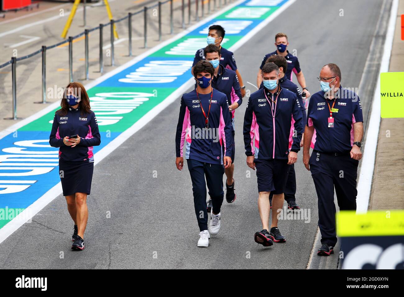 L'écurie lance Ret (CDN) Racing point F1 Team parcourt le circuit avec l'écurie. Grand Prix du 70e anniversaire, jeudi 6 août 2020. Silverstone, Angleterre. Banque D'Images