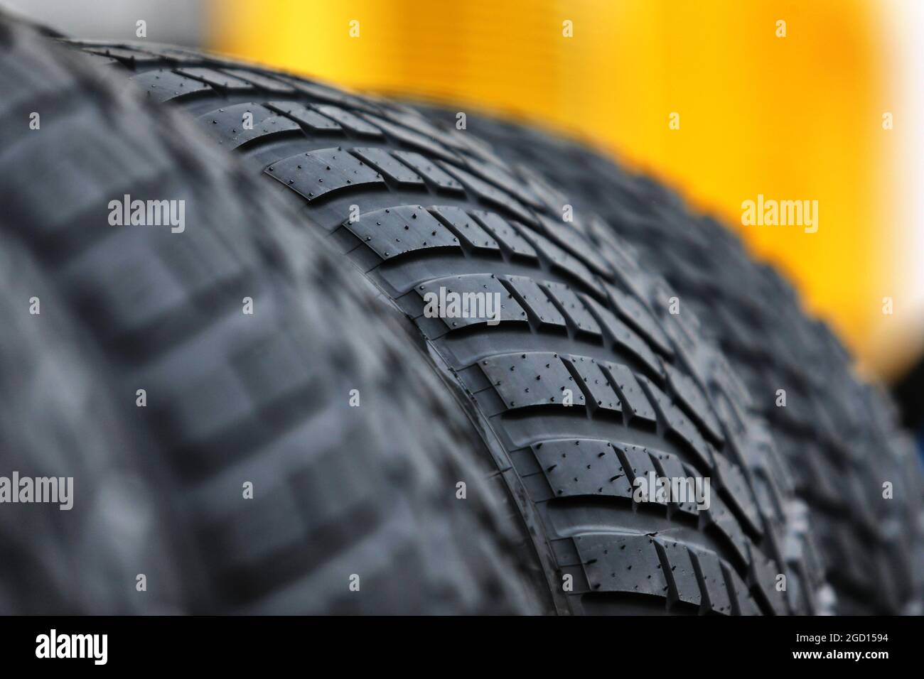 Renault f1 team pirelli pneus pluie Banque de photographies et d'images à  haute résolution - Alamy