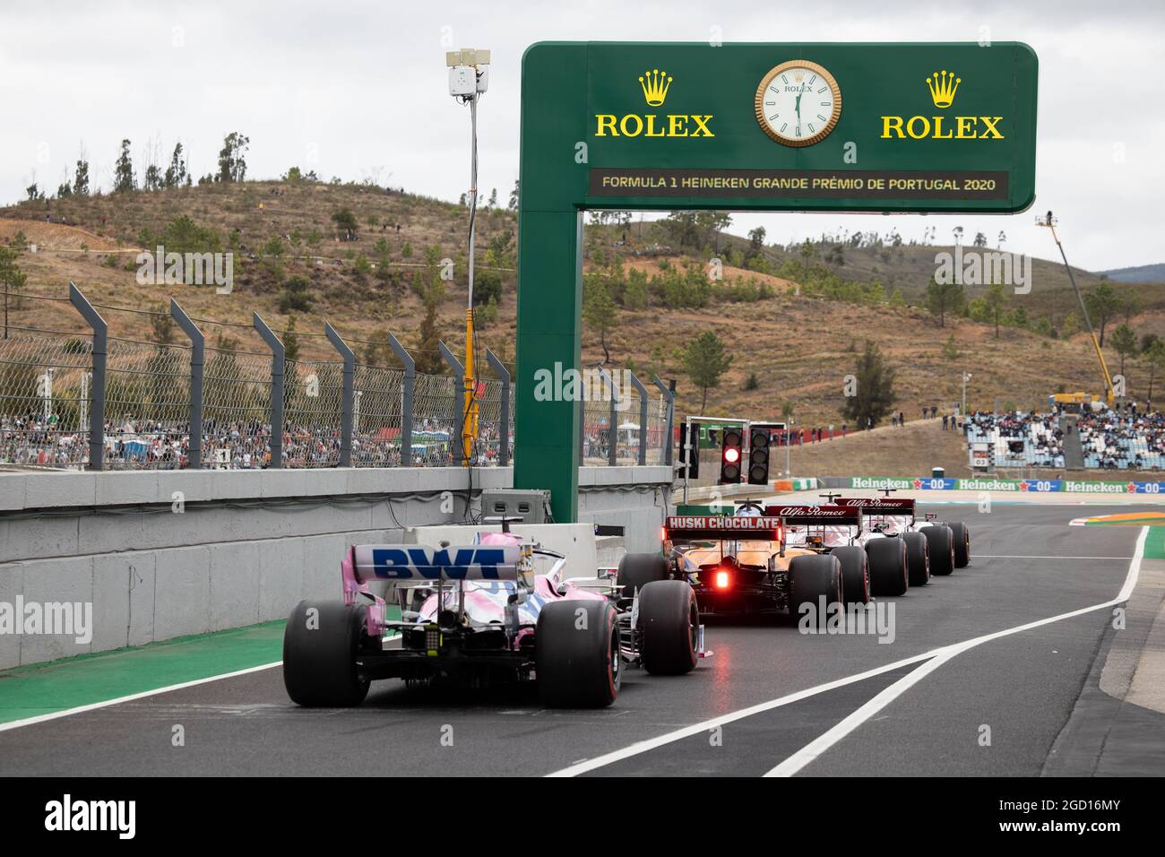 Sergio Perez (MEX) Racing point F1 Team RP19 à la sortie de la piste. Grand Prix portugais, dimanche 25 octobre 2020. Portimao, Portugal. Banque D'Images