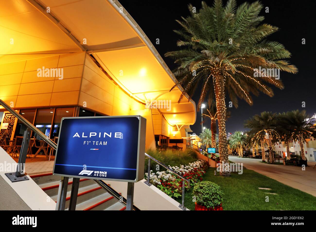 Ambiance de paddock - Alpine F1 Team. Grand Prix de Bahreïn, jeudi 25 mars 2021. Sakhir, Bahreïn. Banque D'Images