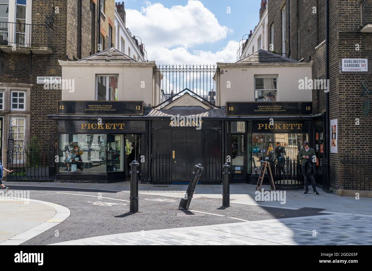 Pickett Albany, boutique de vêtements haut de gamme sur Saville Row. Londres - 10 août 2021 Banque D'Images