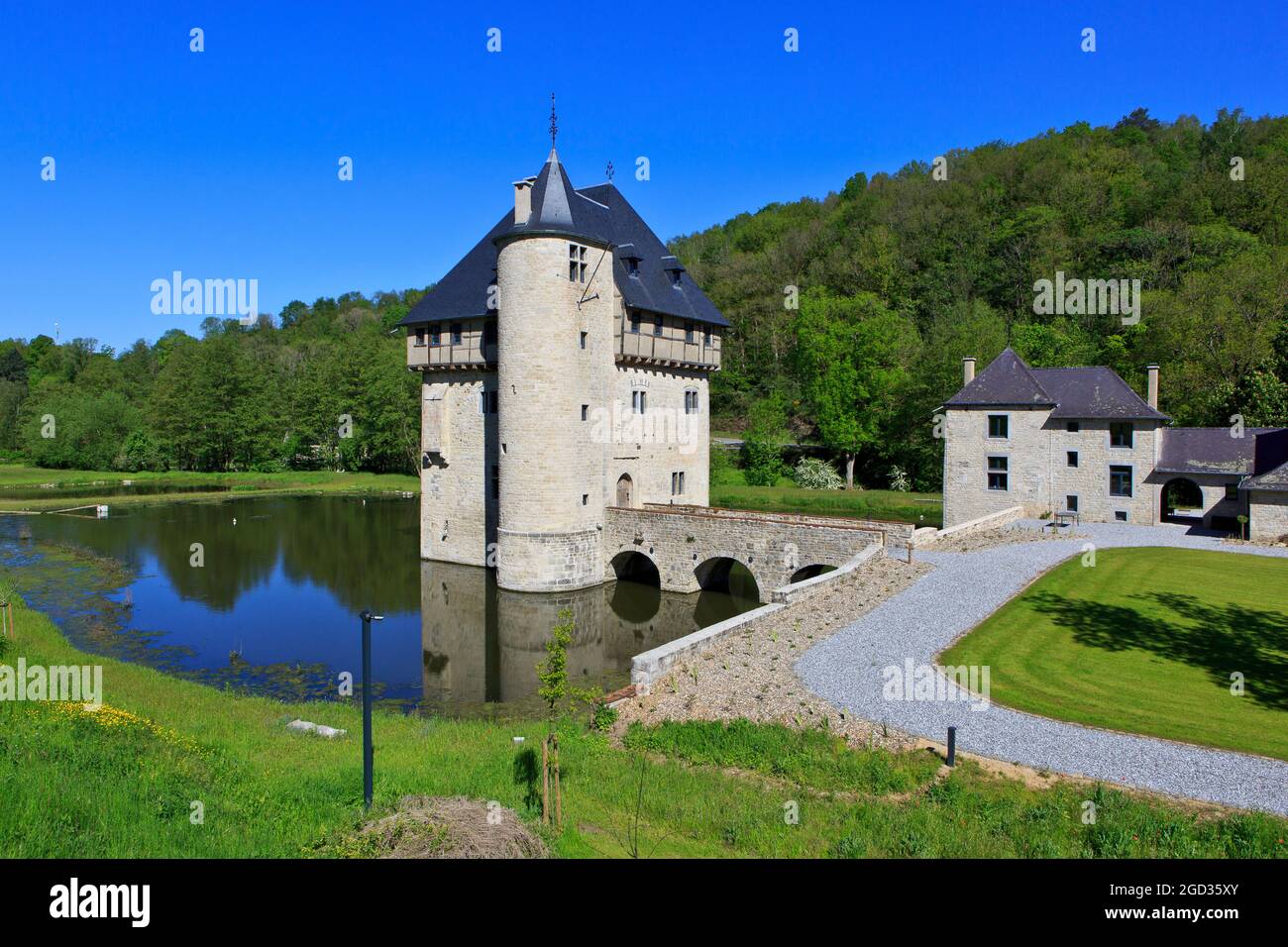 Le pittoresque château de Crupet du XIIIe siècle à Assise (province de Namur), en Belgique Banque D'Images