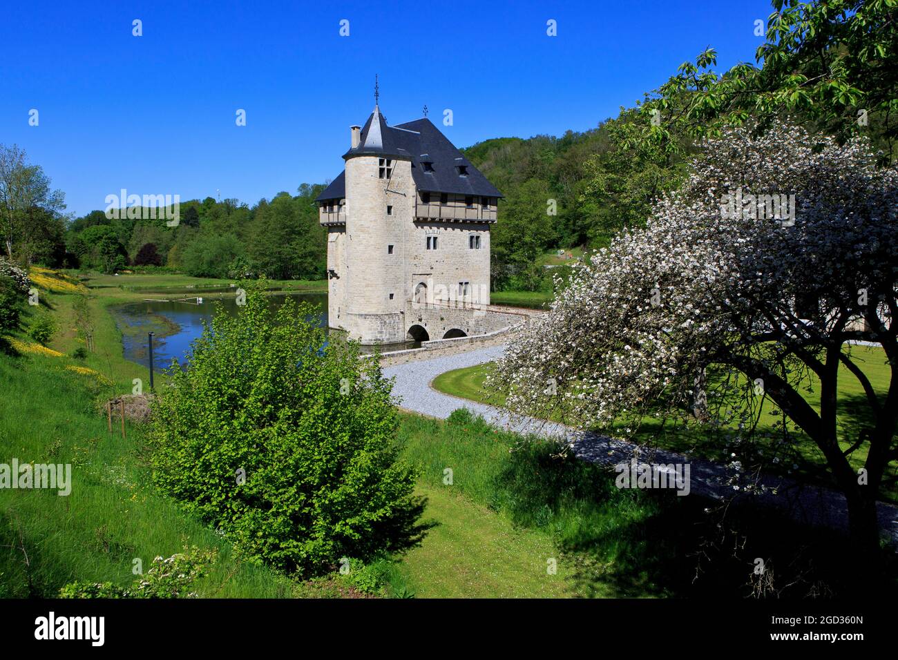 Le pittoresque château de Crupet du XIIIe siècle à Assise (province de Namur), en Belgique Banque D'Images