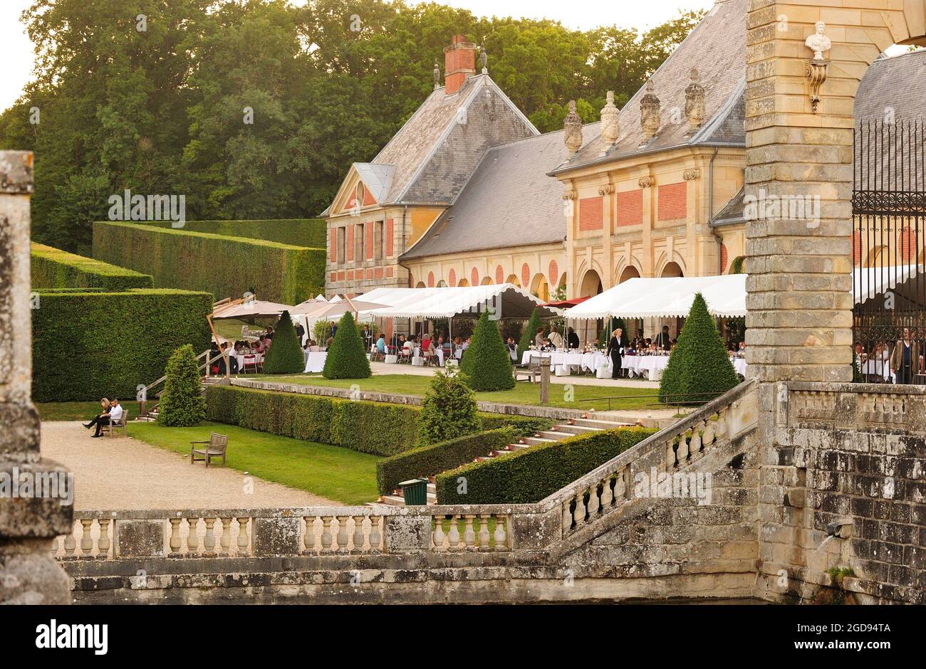 FRANCE, SEINE-ET-MARNE (77) CHÂTEAU DE VAUX-LE-VICOMTE, EN SOIRÉE AUX CHANDELLES Banque D'Images