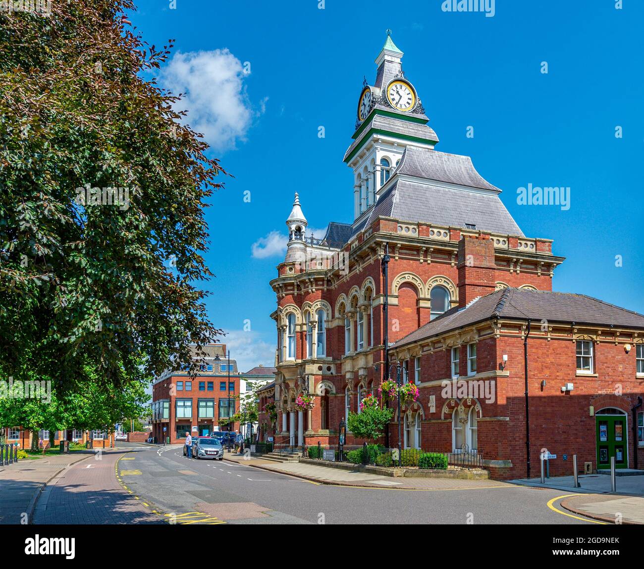 Grantham, Lincolnshire, Angleterre Royaume-Uni The Guildhall on St Peters Hill Banque D'Images