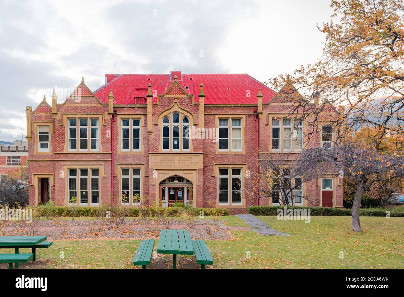 Construit en 1911, le Phillip (Thomas) Smith Training College for Teachers fait maintenant partie de l'Université de Tasmanie et se trouve à Glebe, près de Hobart, en Australie Banque D'Images