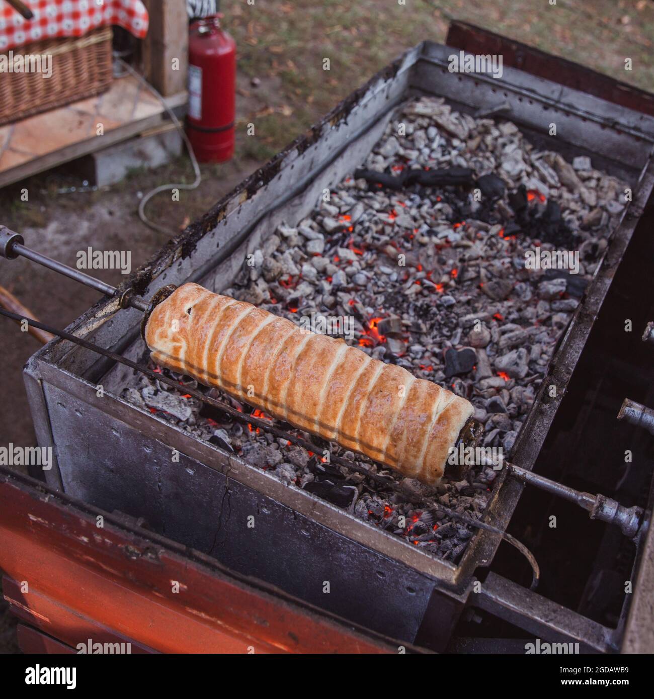 La Patisserie De Kurtoskalacs Le Traditionnel Gateau Hongrois A La Broche Dans Une Patisserie Festival Kurtoskalacs Fesztival A Budapest Hongrie Octobre 18 Photo Stock Alamy La Patisserie De Kurtoskalacs Le Traditionnel Gateau Hongrois A La Broche Dans Une Patisserie Festival Kurtoskalacs Fesztival A Budapest Hongrie Octobre 18 Photo Stock Alamy
