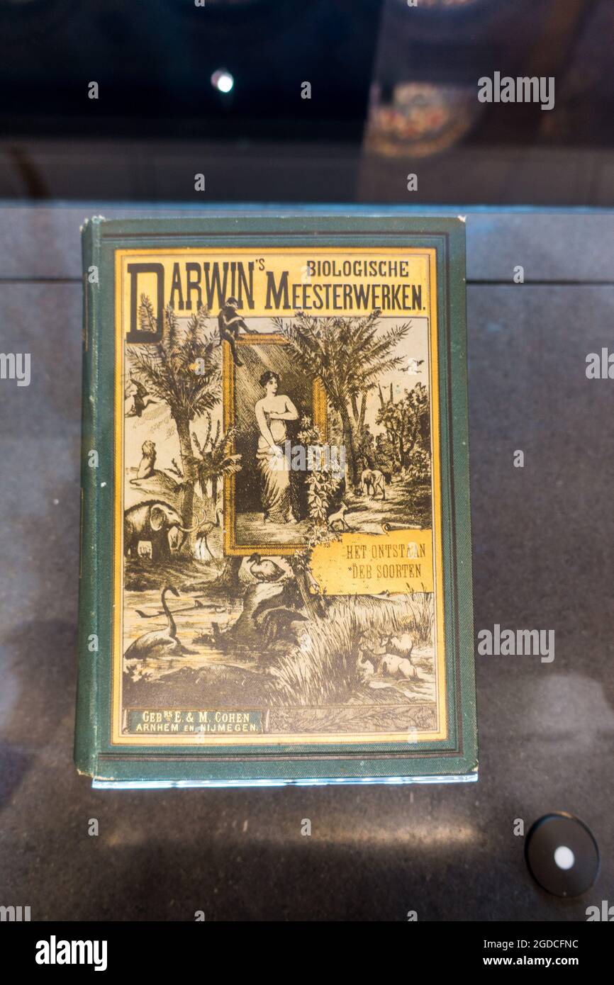 Charles Darwin rare première édition du livre origine des espèces Banque D'Images