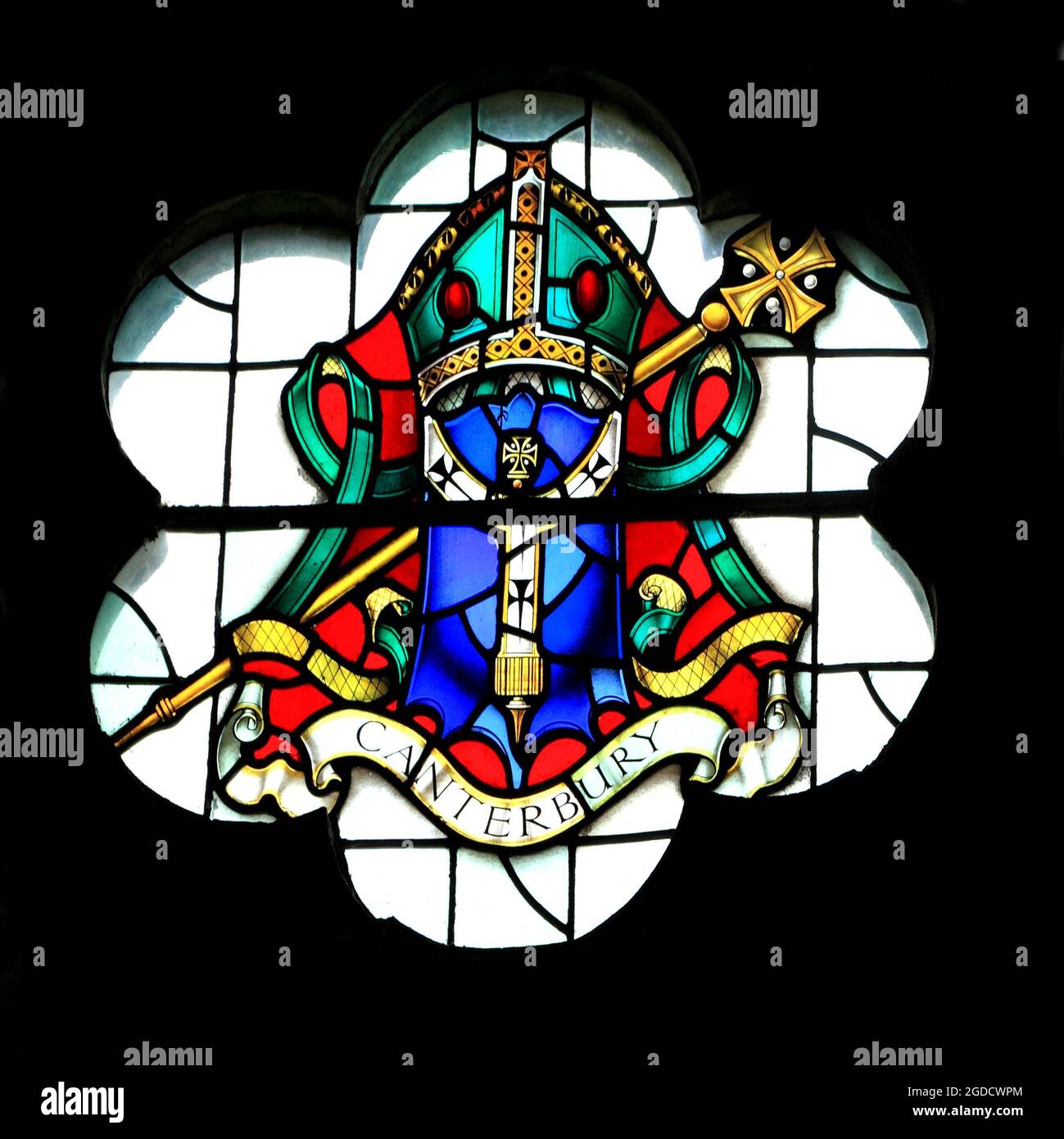 Arms of Archidiocèse of Canterbury, Archevêque, héraldique, armoiries, vitraux, Burnham Market Church, Norfolk, Angleterre Banque D'Images