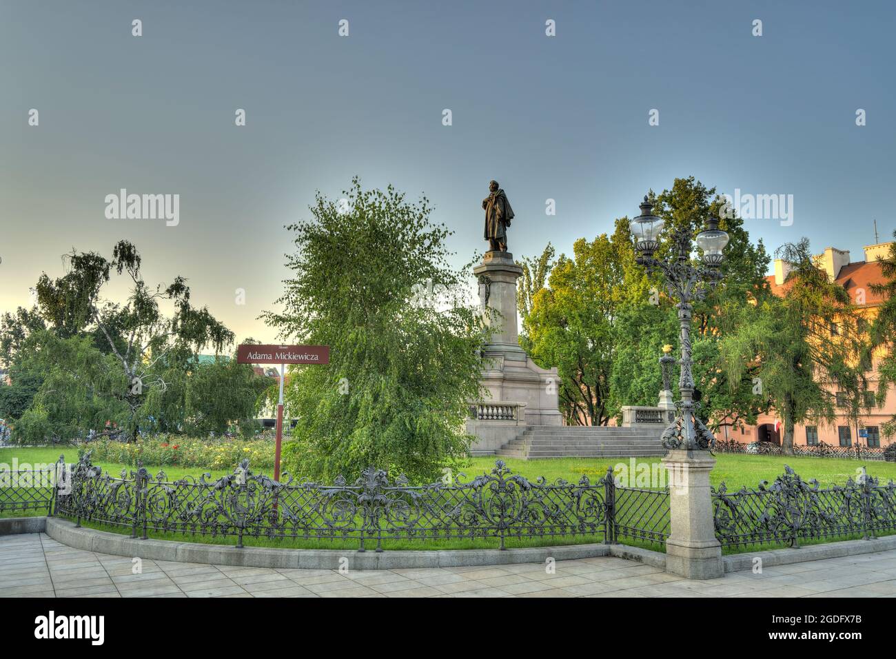 Varsovie, Nowy Swiat Street, HDR image Banque D'Images