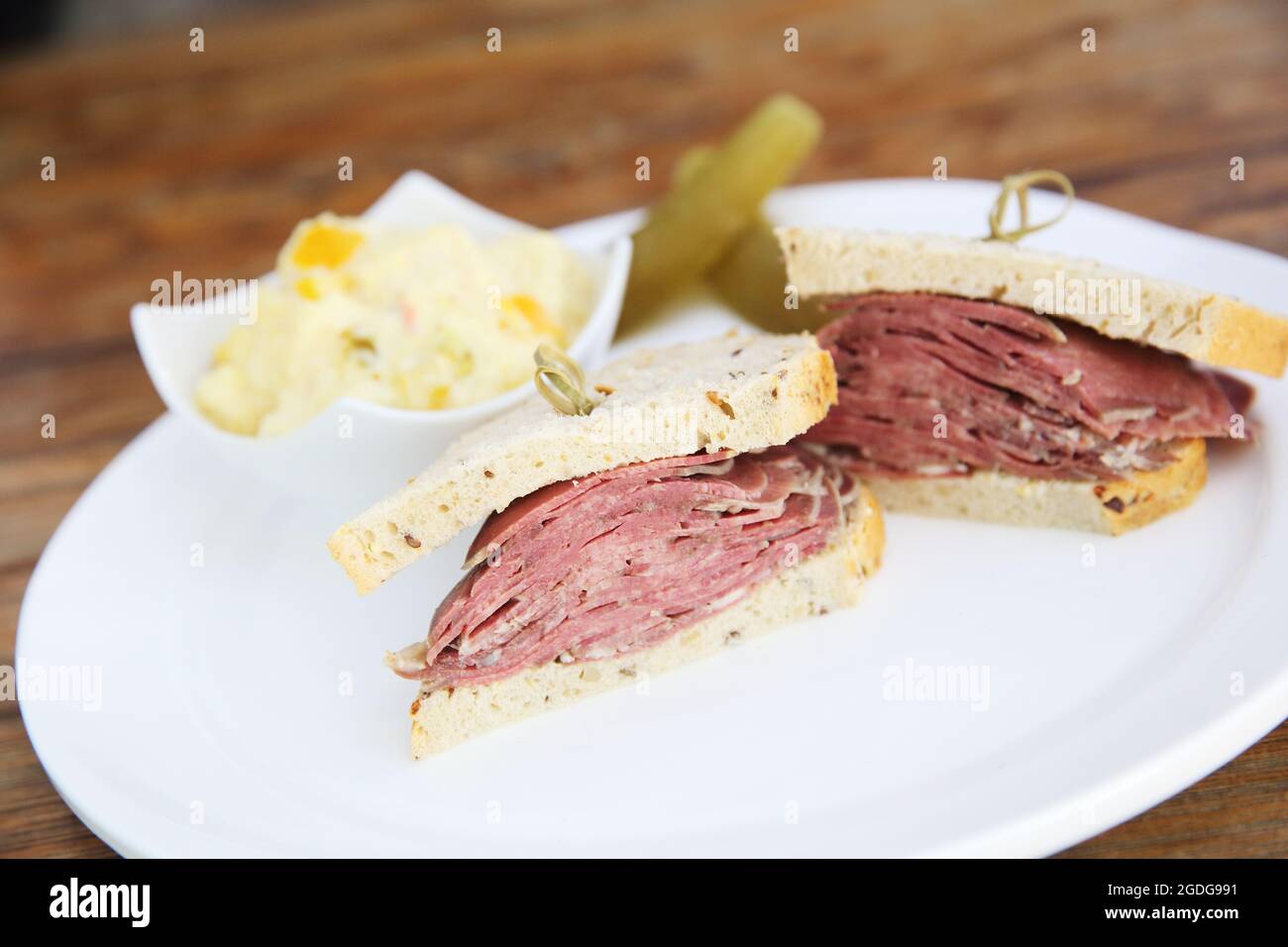 Pastrami de boeuf Banque de photographies et d’images à haute