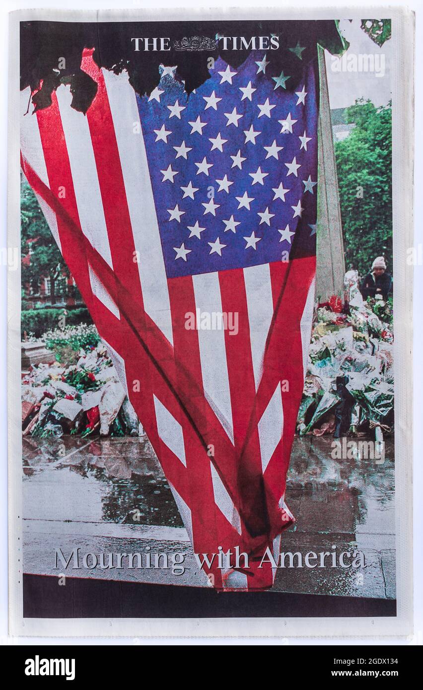 Supplément du journal anglais « The Times » en date du 14 septembre, signalant l'attentat terroriste de 9/11 contre le World Trade Center, New York, États-Unis, le 11 septembre 2001. Banque D'Images