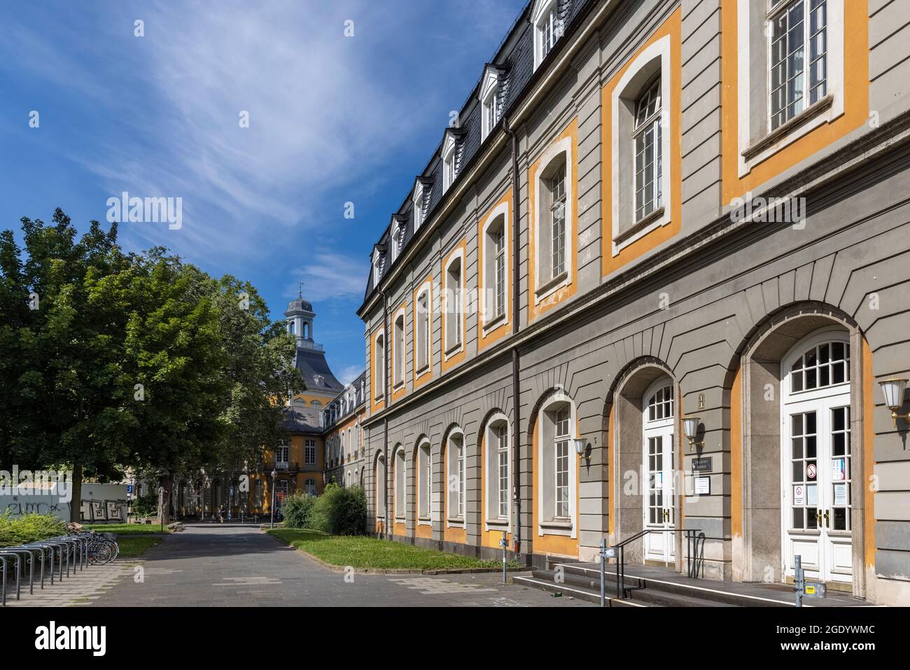 L'université de Bonn s'étend sur une grande zone juste à l'extérieur du quartier de la vieille ville. Banque D'Images