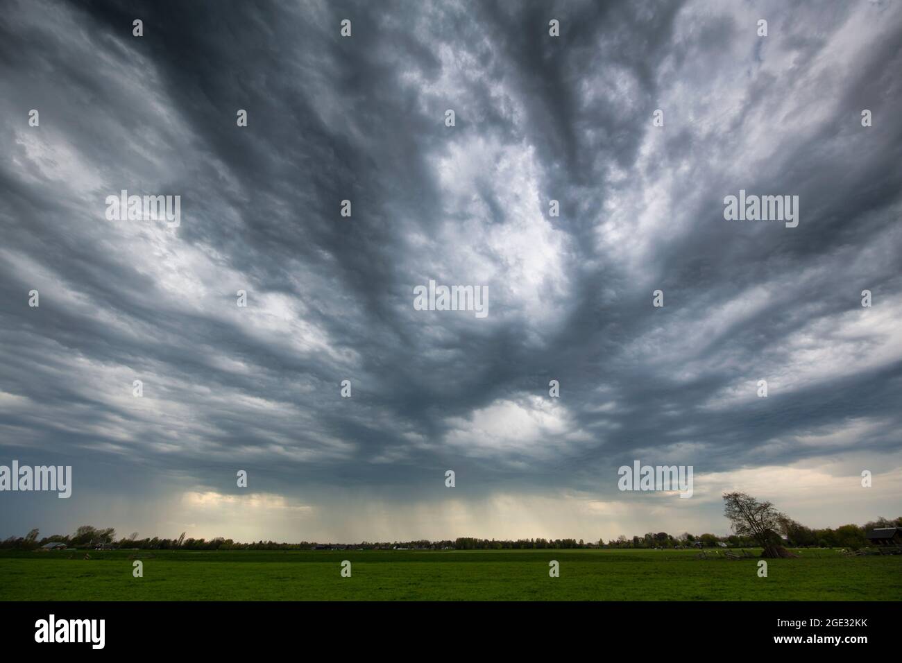 Pays-Bas, Nederhorst den Berg, Clouds. Banque D'Images