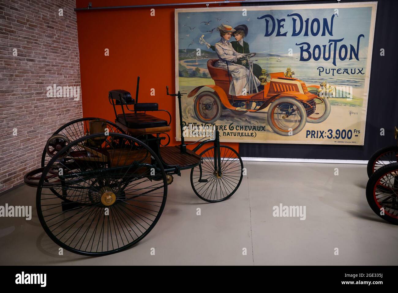 Musée des 24 heures du Mans, Benz Dreirad Patent Motorwagen pendant la journée d'essai du Mans avant la 4e manche du Championnat du monde d'endurance 2021 de la FIA, FIA WEC, sur le circuit de la Sarthe, le 15 août 2021 au Mans, France - photo Julien Delfosse / DPPI Banque D'Images