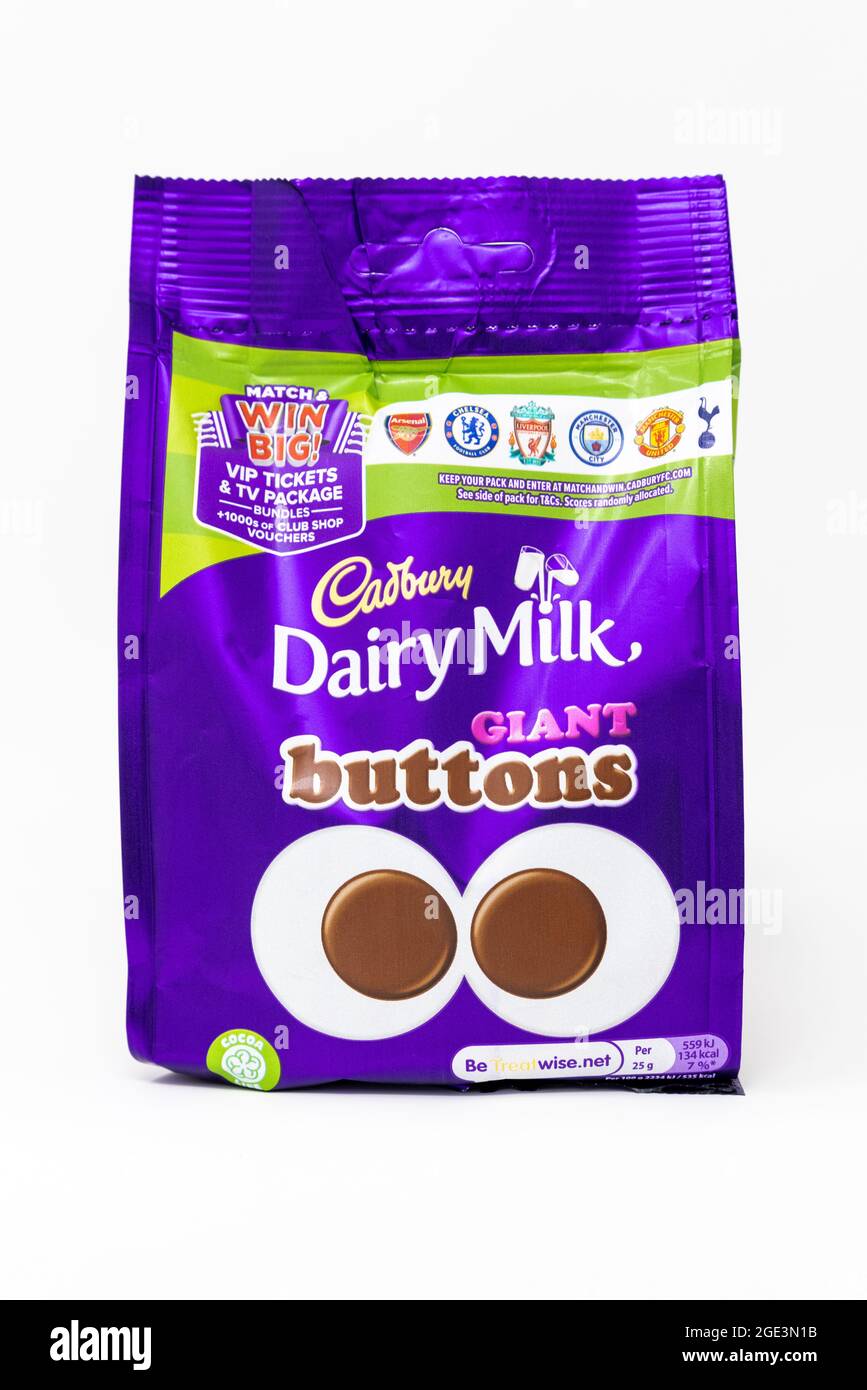 Boutons chocolat géant lait Cadbury Dairy Banque D'Images