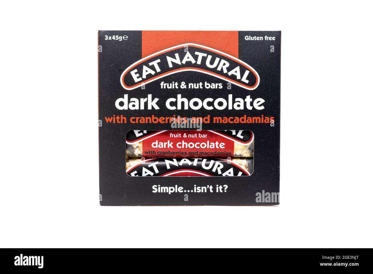 Mangez des barres de canneberges et de macadamia au chocolat noir naturel Banque D'Images