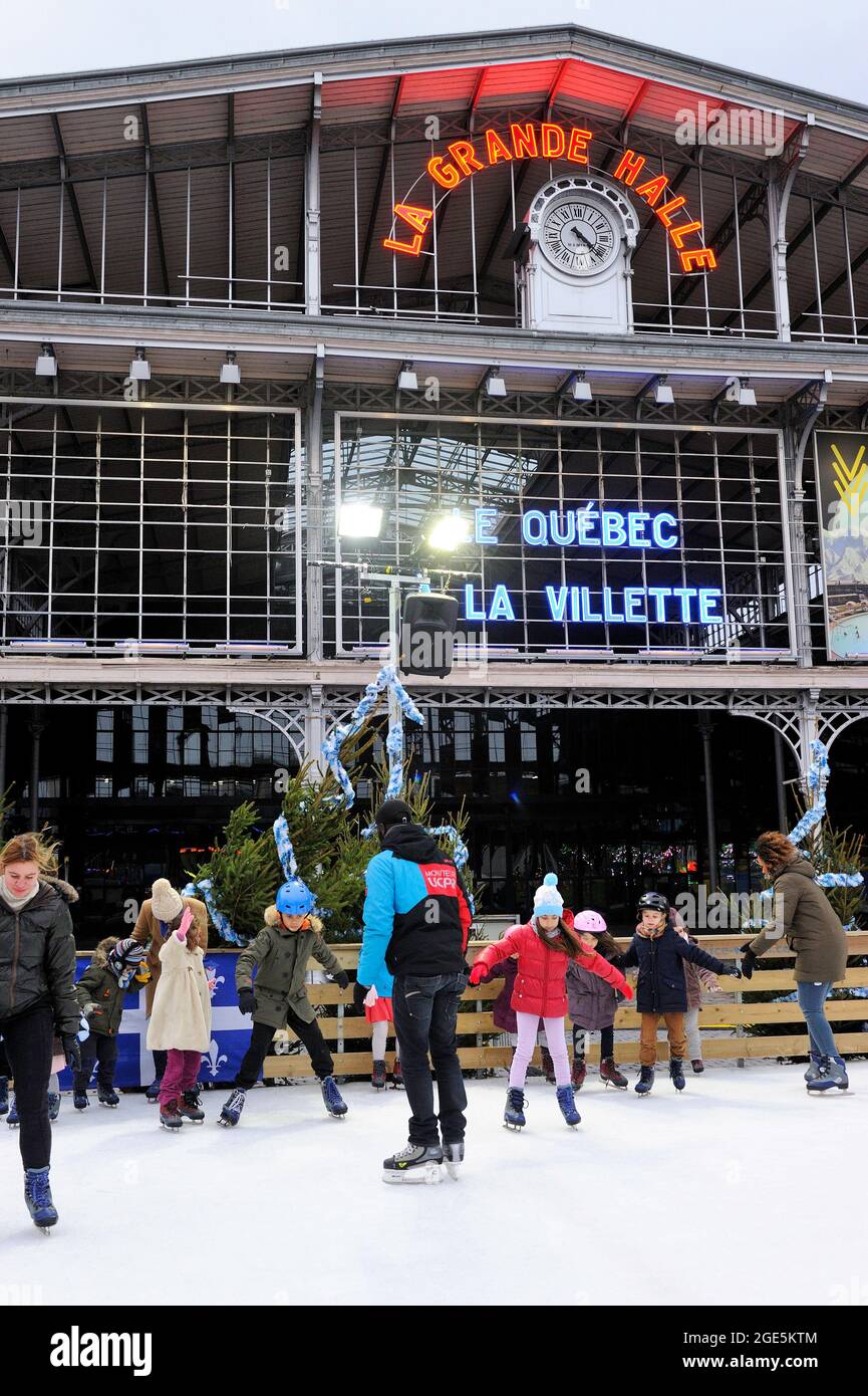 FRANCE, PARIS (75) 19E ARRONDISSEMENT, LA VILLETTE À NOËL, JOUR DE FETES 2017, GLACE Banque D'Images