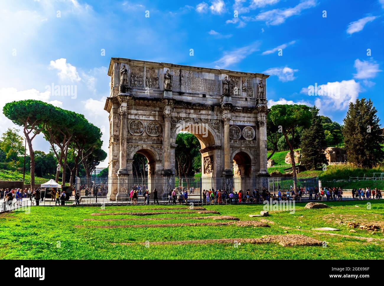Rome, Italie - 20 mai 2012 : Arc de Constantine ou Arco di Costantino ou Arc de Triomphe à Rome, près du Colisée Banque D'Images