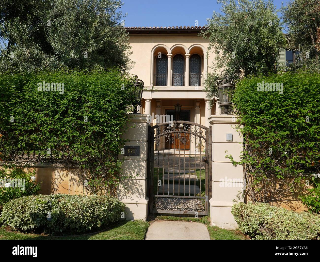 Beverly Hills, Californie, États-Unis 13 août 2021 UNE vue générale de l'atmosphère de l'acteur Macdonald Careys ancienne maison/maison au 620 N. Canon Drive le 13 août 2021 à Beverly Hills, Californie, États-Unis. Photo par Barry King/Alay stock photo Banque D'Images