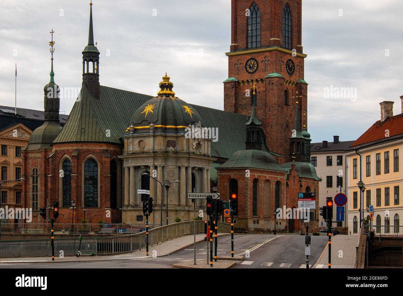 Église de Riddarholmskyrkan près de la vieille ville de Stockholm, Suède Banque D'Images