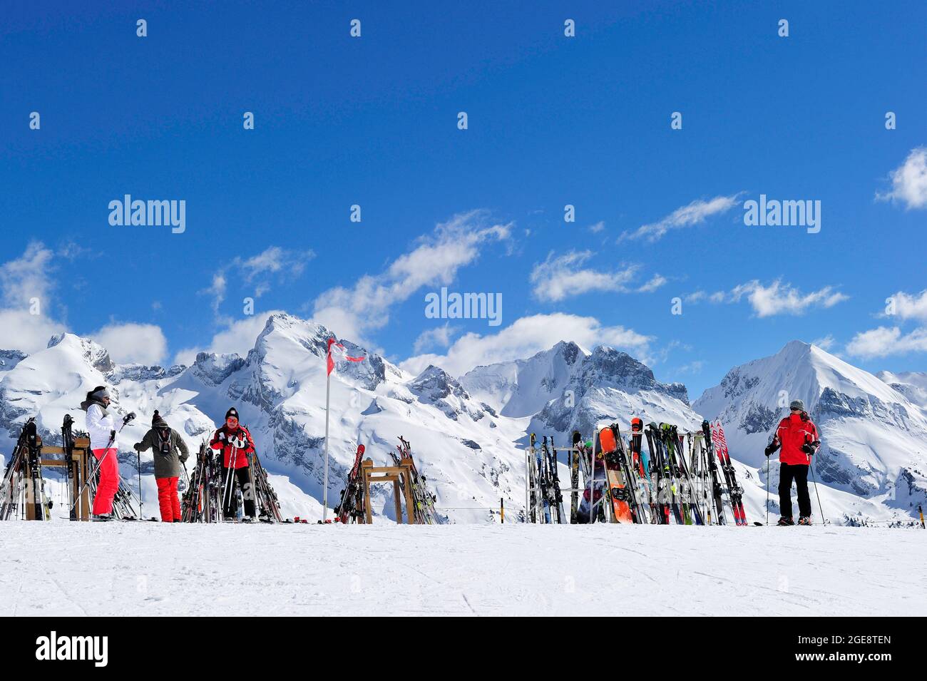 FRANCE, HAUTESAVOIE (74) MASSIF DES ARAVIS, LE GRAND BORNAND, DOMAINE SKIABLE, RESTAURANT DE