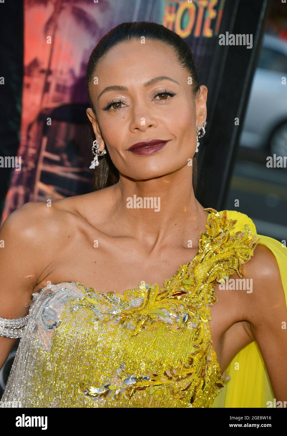 Los Angeles, États-Unis. 18 août 2021. Thandiwe Newton 043 arrive à Warner Bros. Pictures 'Reminiscence' Los Angeles Premiere au TCL Chinese Theatre le 17 août 2021 à Hollywood, Californie crédit: Tsuni/USA/Alay Live News Banque D'Images
