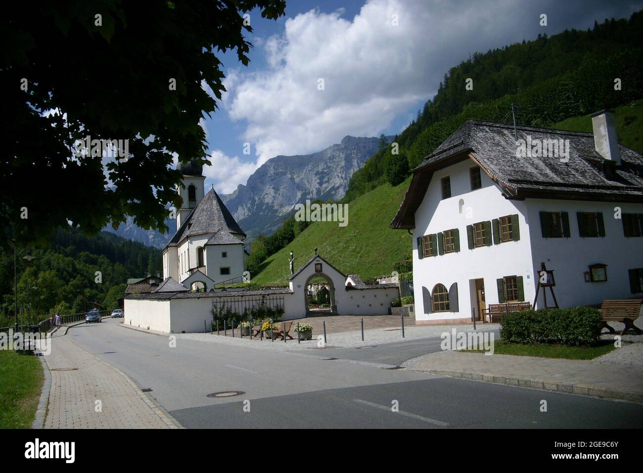 Pittoresque église paroissiale de Saint-Sébastien à Ramsau BEI Berchtesgaden, Allemagne Banque D'Images