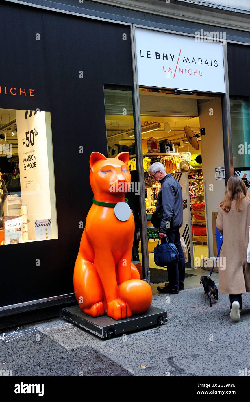 FRANCE, PARIS (75) 4ÈME ARRONDISSEMENT, QUARTIER DU MARAIS, SHOPPING AU BHV MARAIS LA NICHE, MAGASIN POUR ANIMAUX DE COMPAGNIE Banque D'Images
