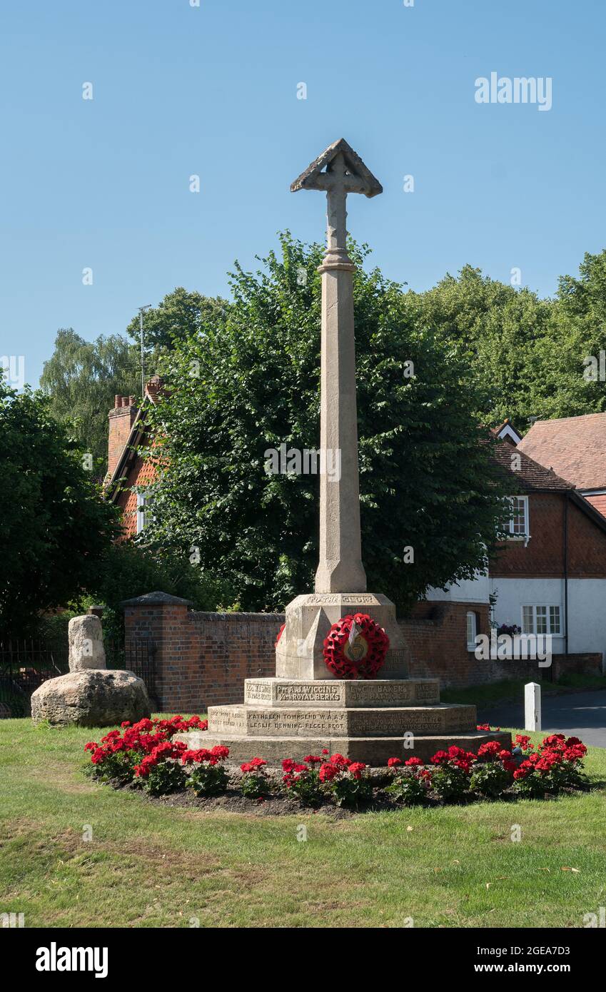 Mémorial de guerre à Lower Cross, East Hagbourne, Oxfordshire Banque D'Images