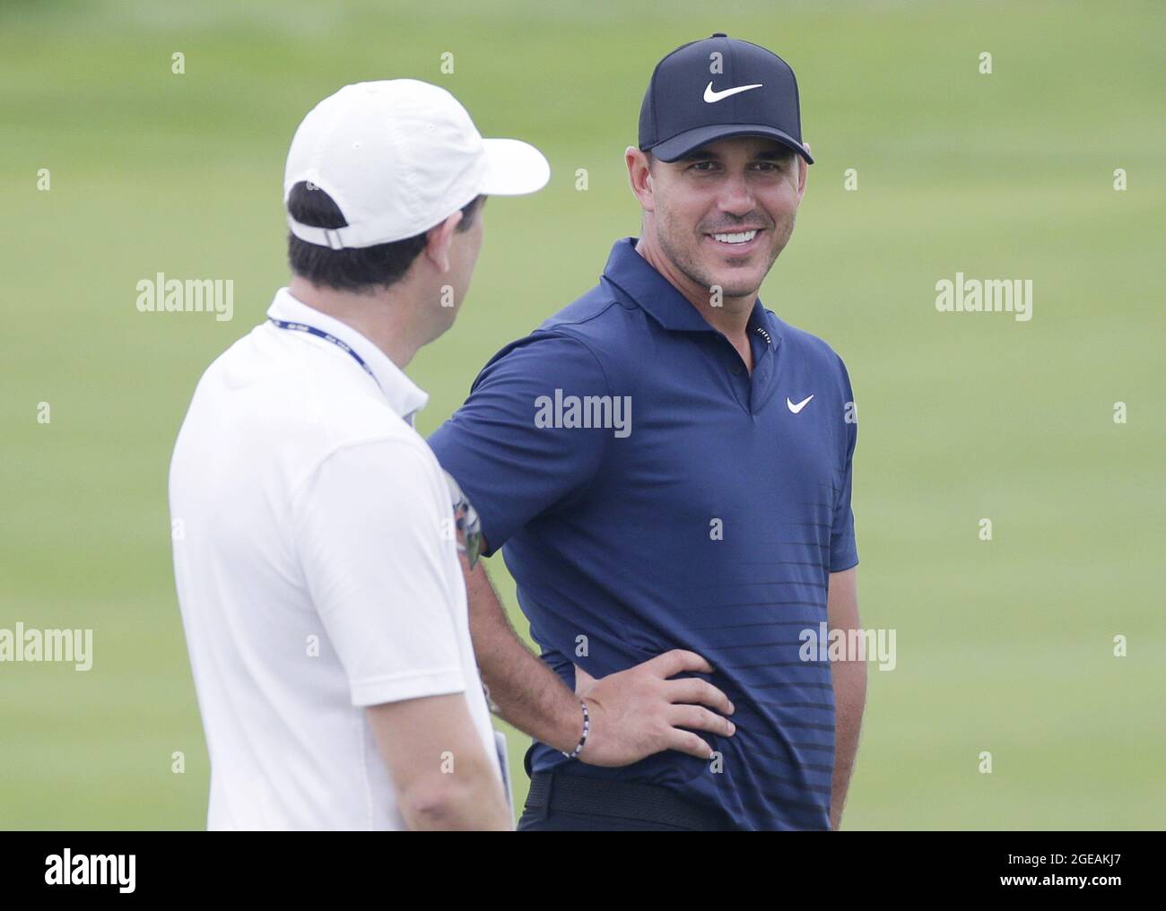 New York, États-Unis. 18 août 2021. Brooks Koepka joue au pro-Am du Northern Trust 2021 dans le cadre des éliminatoires de la FedEx Cup au Liberty National Golf Club de Jersey City, New Jersey, le mercredi 18 août 2021. Photo de John Angelillo/UPI crédit: UPI/Alay Live News Banque D'Images
