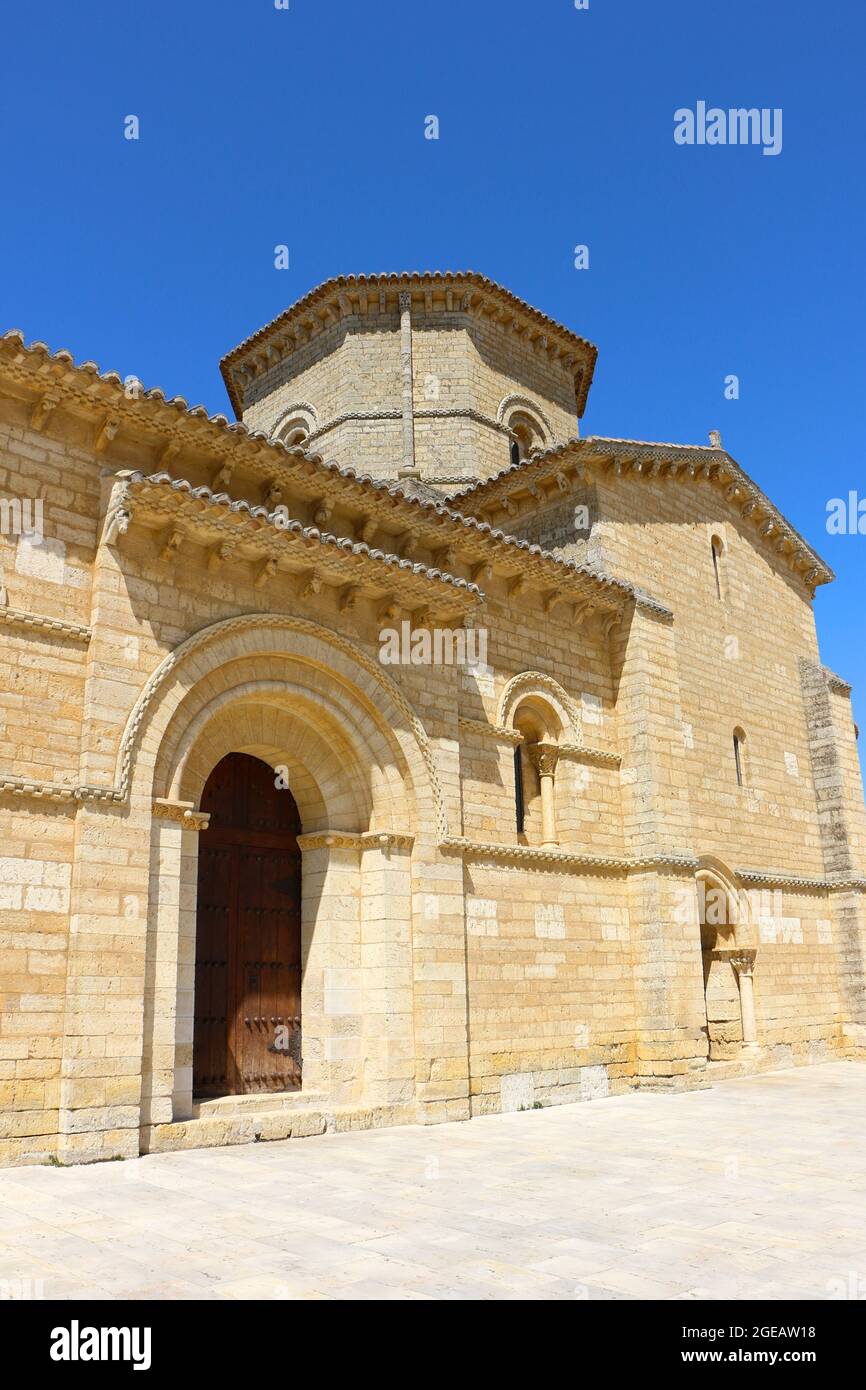 Église Saint Martin de Tours Fromista Palencia Espagne, du XIe siècle Banque D'Images