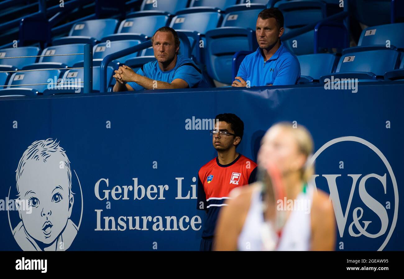 Dmitry Tursunov en action lors de la première partie du tournoi de tennis WTA 1000 Western & Southern Open 2021 le 17 août 2021 au Lindner Family tennis Center à Cincinnati, Etats-Unis - photo Rob Prange / Espagne DPPI / DPPI crédit : Agence photo indépendante / Alay Live News Banque D'Images