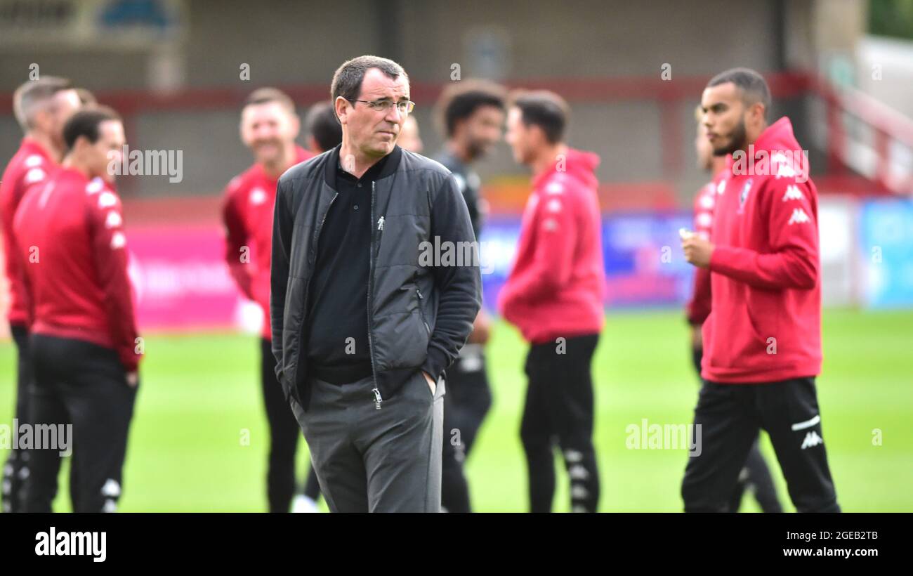 Gary Bowyer, directeur de la ville de Salford, avant le match de la Sky Bet League Two entre Crawley Town et Salford City au People's Pension Stadium , Crawley , Royaume-Uni - 17 août 2021 - usage éditorial uniquement. Pas de merchandising. Pour les images de football, les restrictions FA et Premier League s'appliquent inc. Aucune utilisation Internet/mobile sans licence FAPL - pour plus de détails, contactez football Dataco Banque D'Images