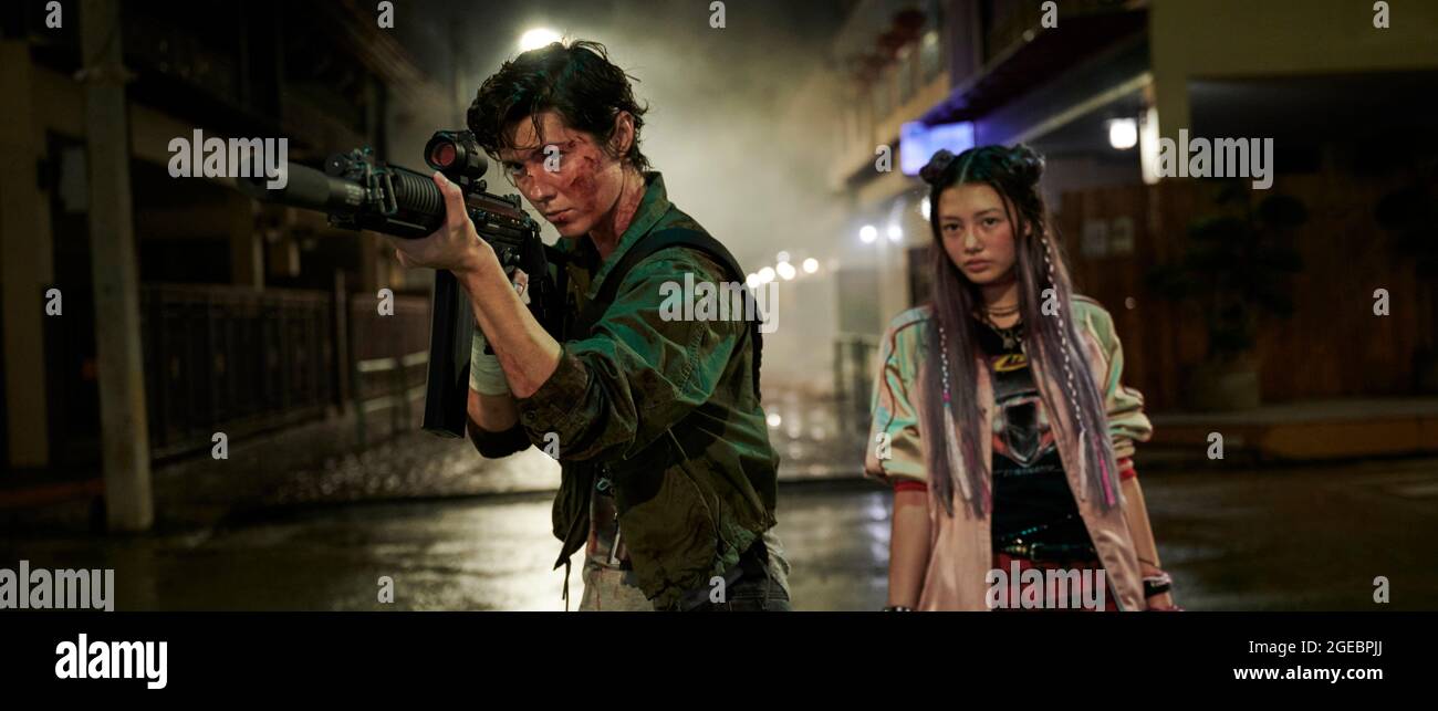 DATE DE SORTIE: 10 septembre 2021 TITRE: Kate STUDIO: Netflix DIRECTEUR: Cedric Nicolas-Troyan COMPLOT: Une femme assassine a 24 heures pour se venger de son meurtrier avant qu'elle ne meure. AVEC: MARY ELIZABETH WINSTPLACE comme Kate, MIKU MARTINEAU comme Ani. (Image de crédit : © Netflix/Entertainment Pictures) Banque D'Images