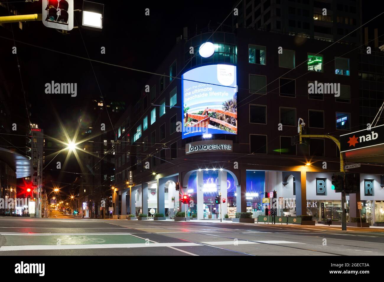 Melbourne, Australie, 26 août 2020. Vue sur l'intersection de Toorak Road et Chapel Street, South Yarra sous le couvre-feu. (Photo de Dave Hewitt/Speed Media) crédit : Dave Hewitt/Speed Media/Alamy Live News Banque D'Images