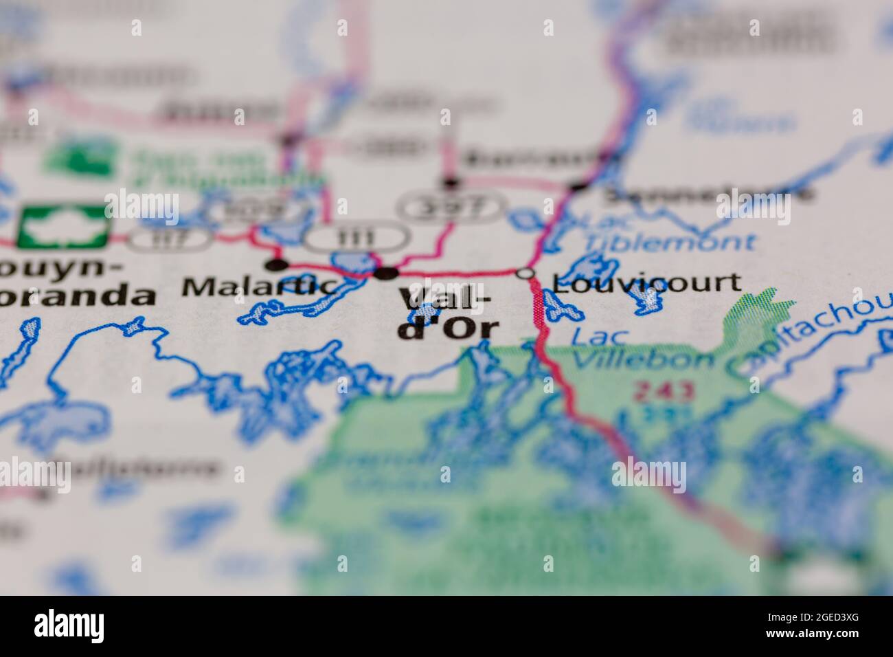 Val-d'Or Québec Canada sur une carte routière ou une carte de géographie Banque D'Images Val-d'Or Québec Canada sur une carte routière ou une carte de géographie Banque D'Images