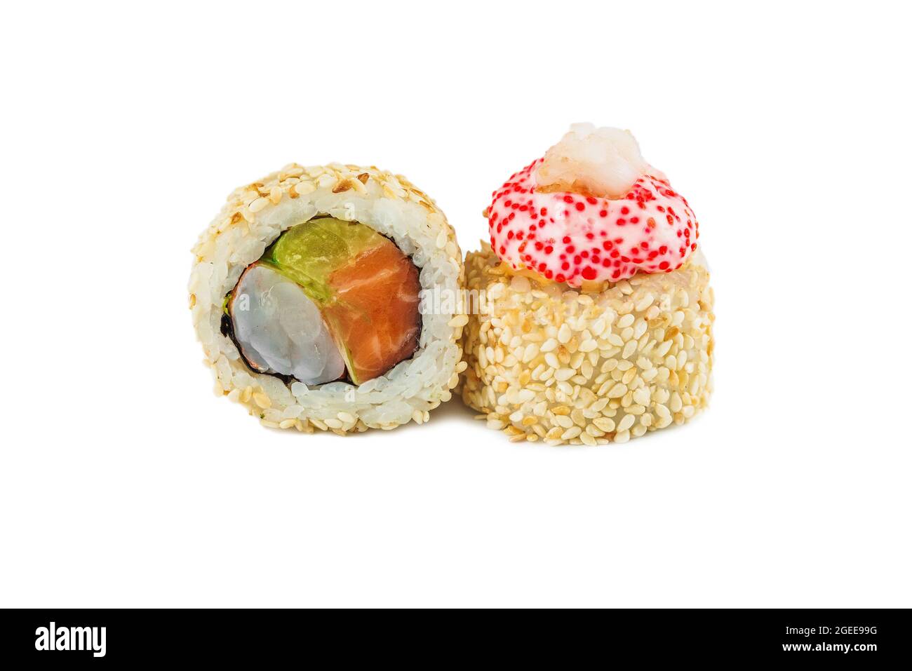 petits pains à sushis japonais aux crevettes et aux graines de sésame Banque D'Images