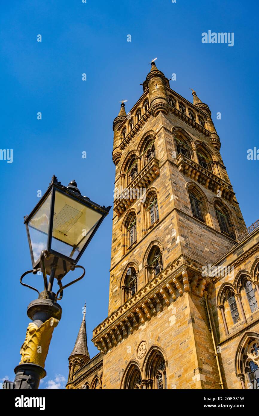 La Tour de l'Université de Glasgow conçue par Sir George Gilbert Scott Banque D'Images