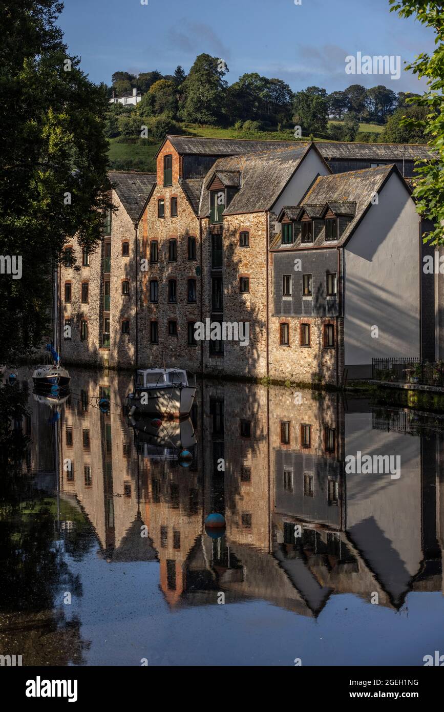 Totnes, ville de marché située au coeur du sud du Devon sur les rives de l'estuaire de la rivière Dart, Angleterre, Royaume-Uni Banque D'Images