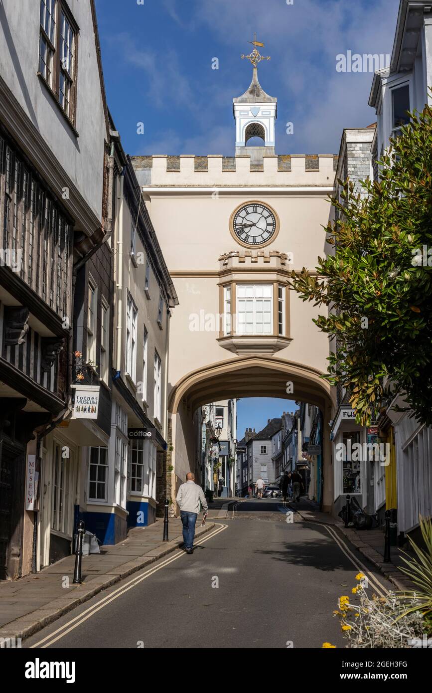 Totnes, ville de marché située au coeur du sud du Devon sur les rives de l'estuaire de la rivière Dart, Angleterre, Royaume-Uni Banque D'Images