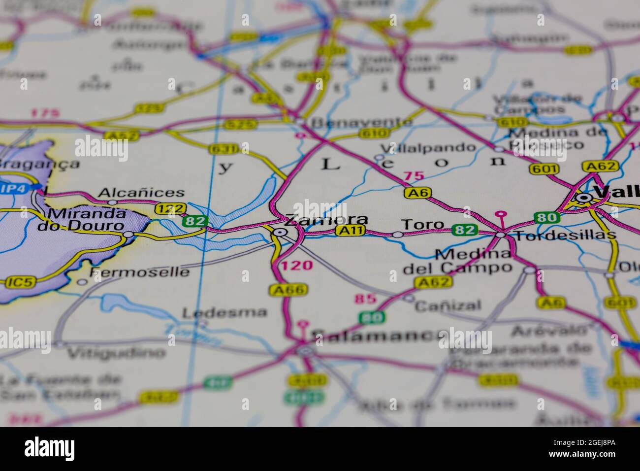 Zamora Espagne sur une carte routière ou une carte de la géographie Photo Stock Alamy