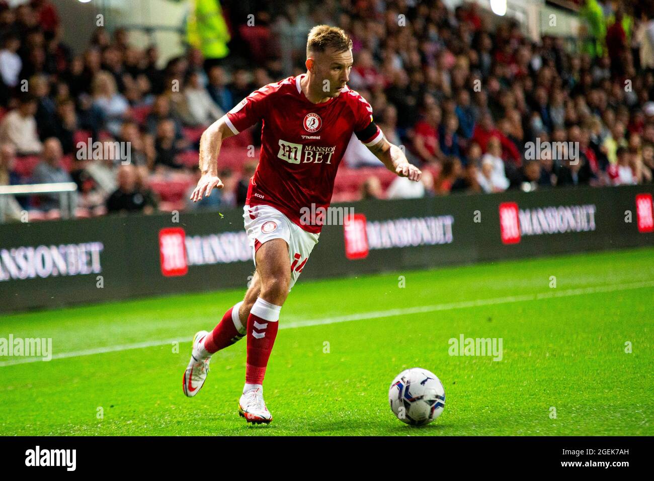 Bristol, Royaume-Uni. 20 août 2021. Andreas Weimann de Bristol City en action. EFL Skybet Championship Match, Bristol City et Swansea City au stade Ashton Gate à Bristol, Avon, le vendredi 20 août 2021. Cette image ne peut être utilisée qu'à des fins éditoriales. Utilisation éditoriale uniquement, licence requise pour une utilisation commerciale. Aucune utilisation dans les Paris, les jeux ou les publications d'un seul club/ligue/joueur. photo de Lewis Mitchell/Andrew Orchard sports Photography/Alamy Live News crédit: Andrew Orchard sports Photography/Alamy Live News Banque D'Images