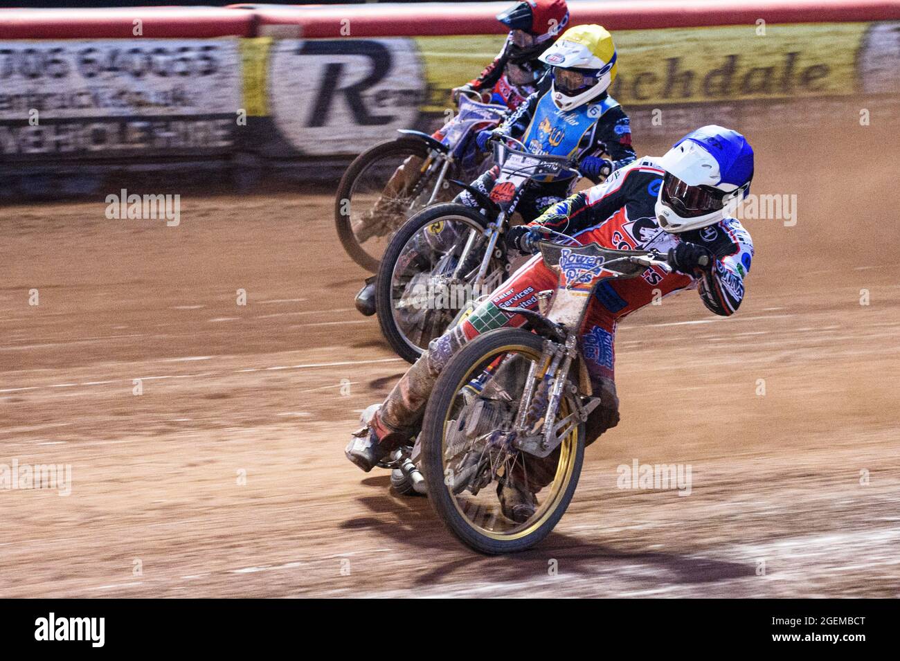 Manchester, Royaume-Uni. 20 août 2021. Paul Bowen (bleu) à l'intérieur d'Archie Freeman (jaune) lors du match de la Ligue nationale de développement entre Belle vue Aces et Armadale Devils au National Speedway Stadium, Manchester, le vendredi 20 août 2021. (Credit: Ian Charles | MI News) Credit: MI News & Sport /Alay Live News Banque D'Images