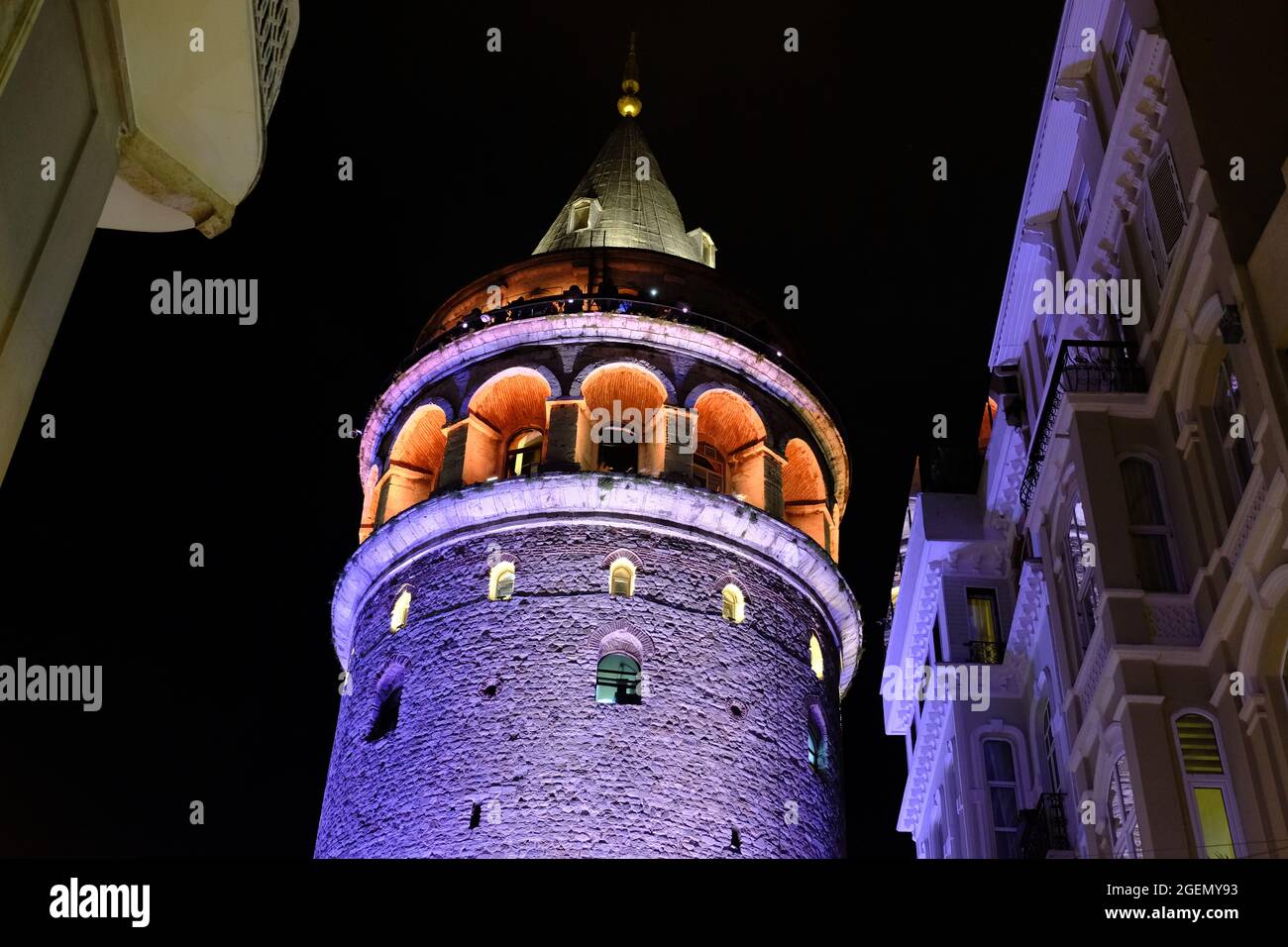 Turquie Istanbul - Tour de Galata la nuit Banque D'Images