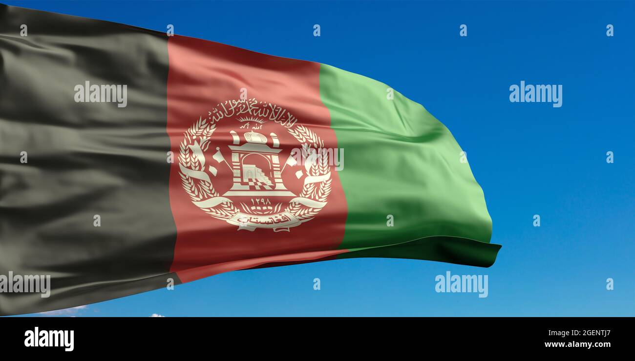 Symbole de la République islamique d'Afganistan. Drapeau national de l'Afghanistan agitant sur fond ciel bleu clair. Bannière afghane. illu 3d Banque D'Images